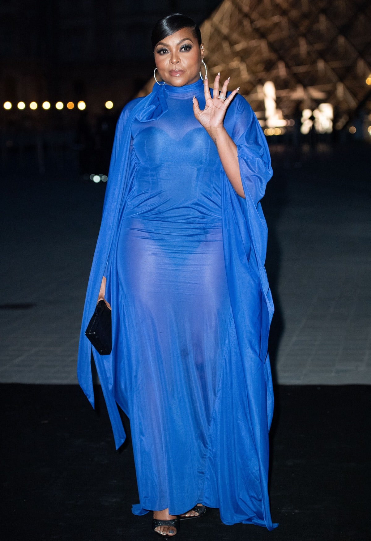 On September 26, 2023, the 5ft 4 (162.6 cm) tall actress Taraji P. Henson attended the Lancome X Louvre photocall during Paris Fashion Week in Paris, France