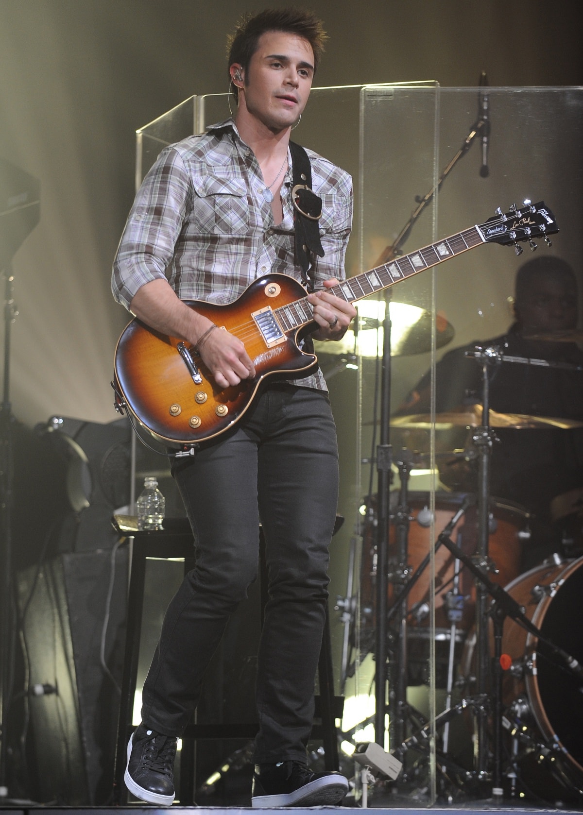 Kris Allen won the title of American Idol in its eighth season, and he has a net worth of $3.5 million