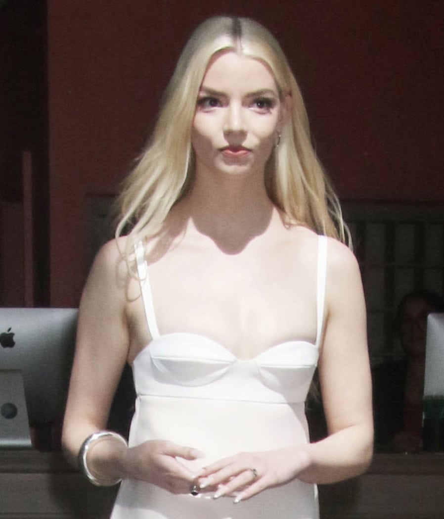 Anya Taylor-Joy opts to keep her glam simple, wearing her platinum blonde hair casually and highlighting her features with soft makeup