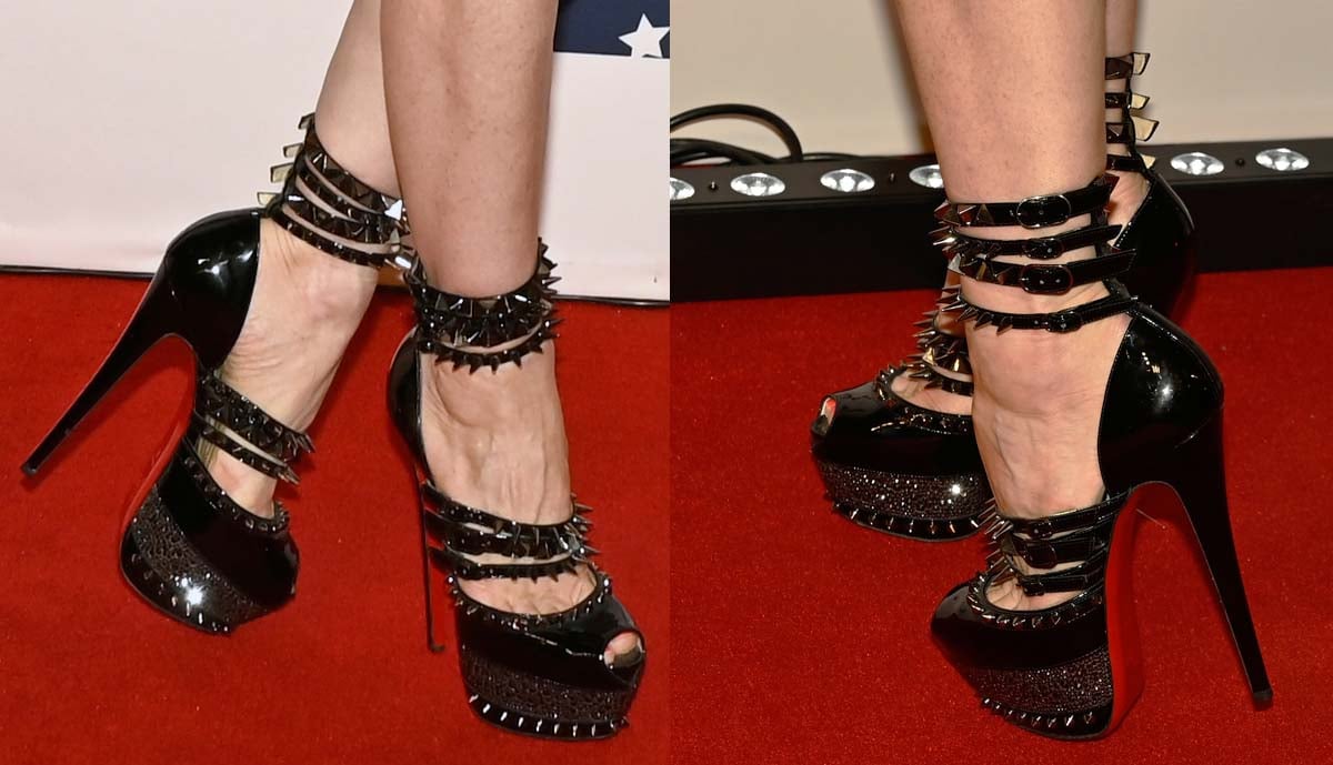 Jessica Chastain gives her feminine LBD a hint of punk-rock energy with the Christian Louboutin 20th Anniversary Isolde spiked pumps featuring a strappy upper with spiked studs, studded platforms, and high heels